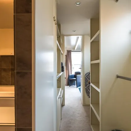 Houseboat-apartment Sumatra Πλωτό κατάλυμα Άμστερνταμ