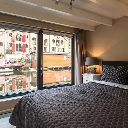Houseboat-apartment Sumatra Άμστερνταμ